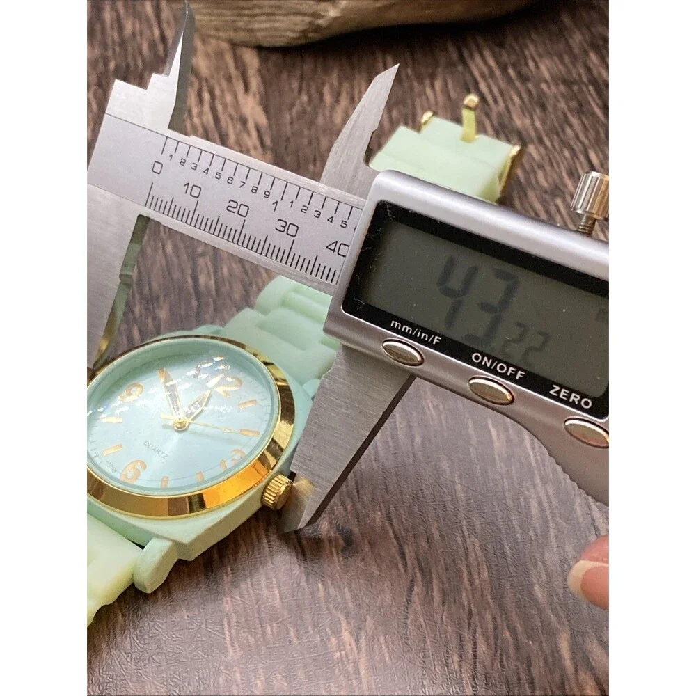 Unbranded Mint Green And Gold Women's Watch New Battery Working